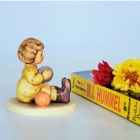 Hummel Figurine -TMK 7 - At Play - No. 632 - Exclusive Edition 1998/99 - Picture 2 of 6